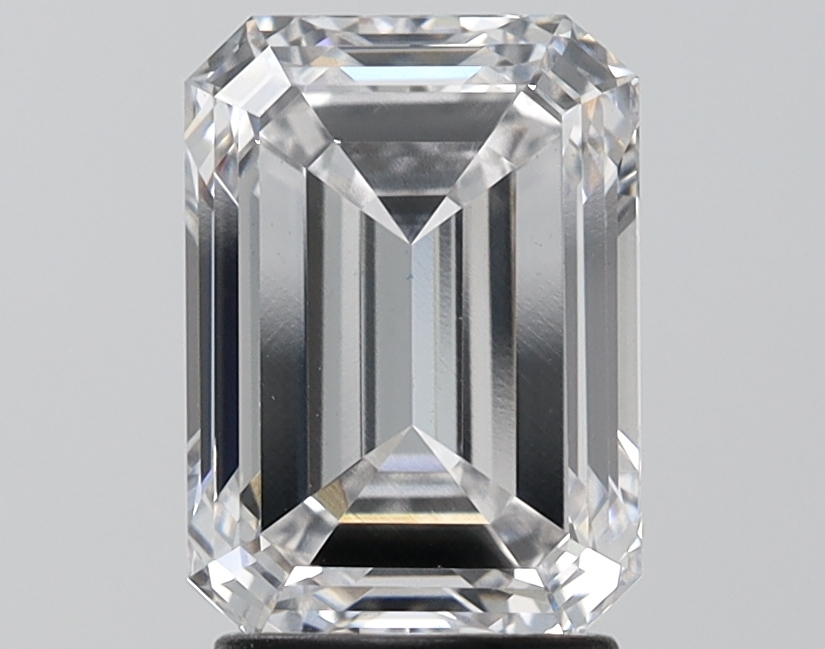 Emerald 2.81 G VS1