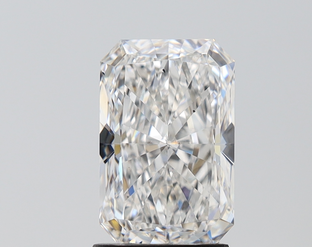 2.5 Carat Radiant Cut Lab Diamond